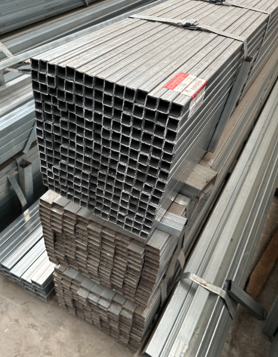 安康现货供应30*50*2镀锌方管50*80*3.0 20*20*1.5 20*40*2.0规格齐全